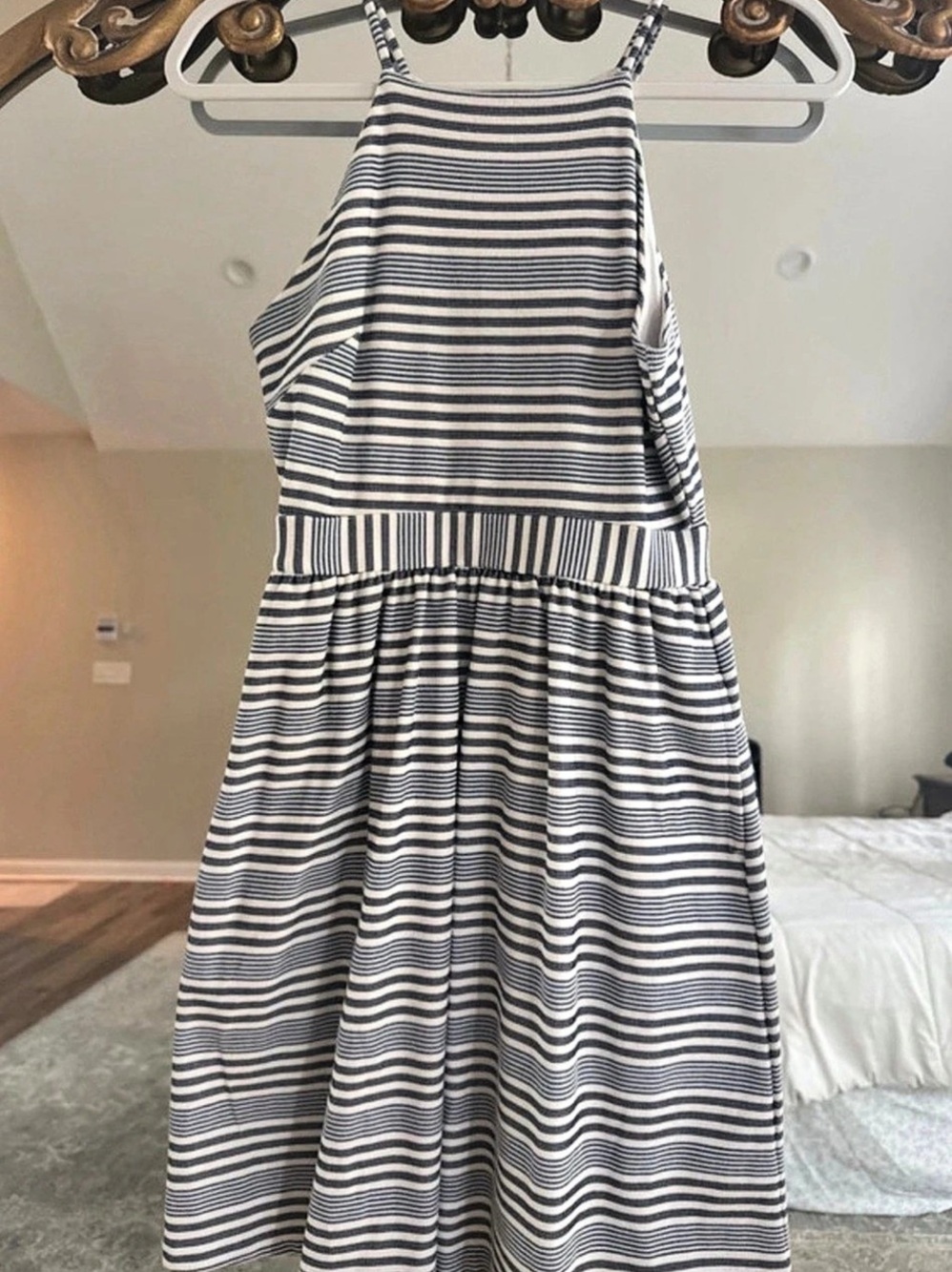 Banana Republic Striped Maxi Dress in Blue & White Size 0P Like New